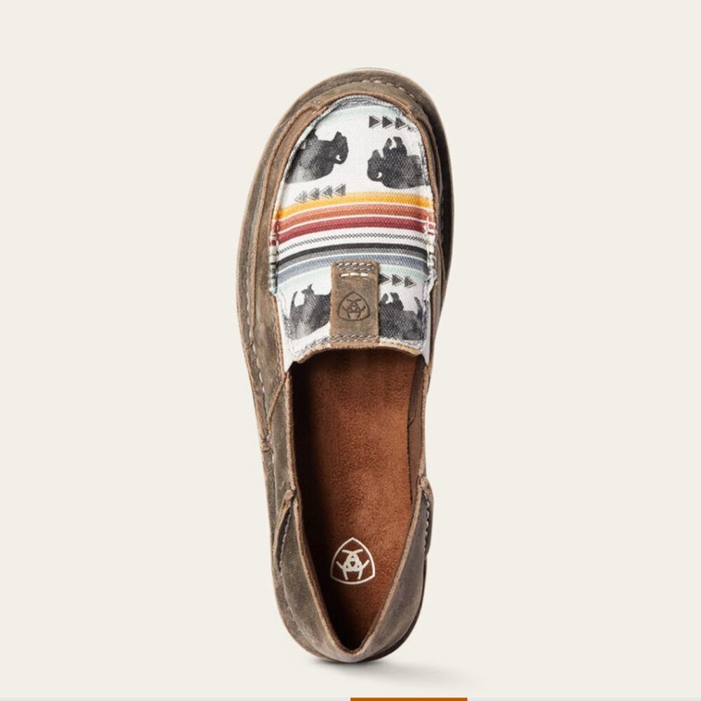 Ariat Cruiser slip on sz 7.5